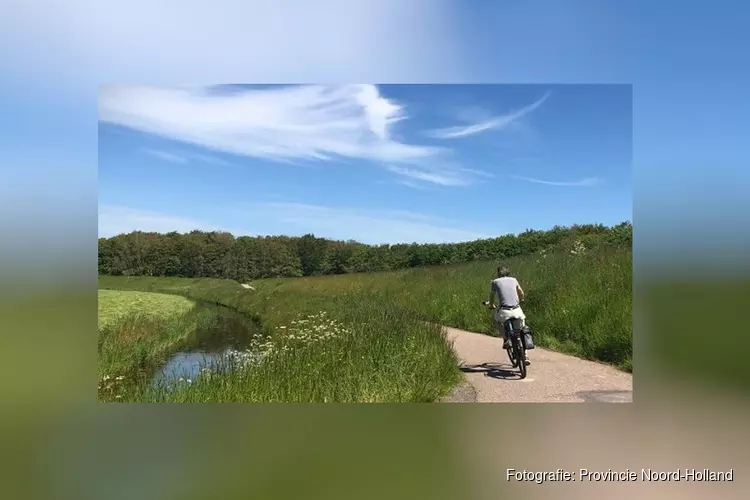 Het nieuwe fietspad Wierdijk in Hollands Kroon vordert