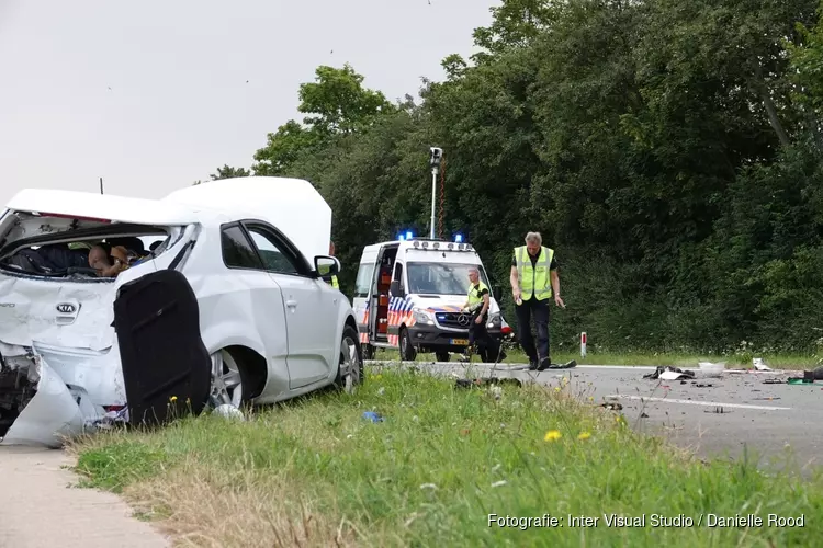 Twee gewonden bij ernstig ongeval in Middenmeer