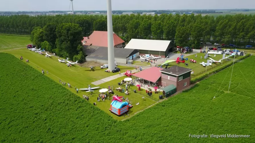 Zaterdag Open dag Fly-in bij vliegveld Middenmeer